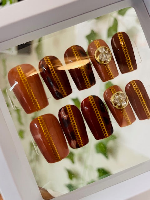 Brown Delight Press on nails